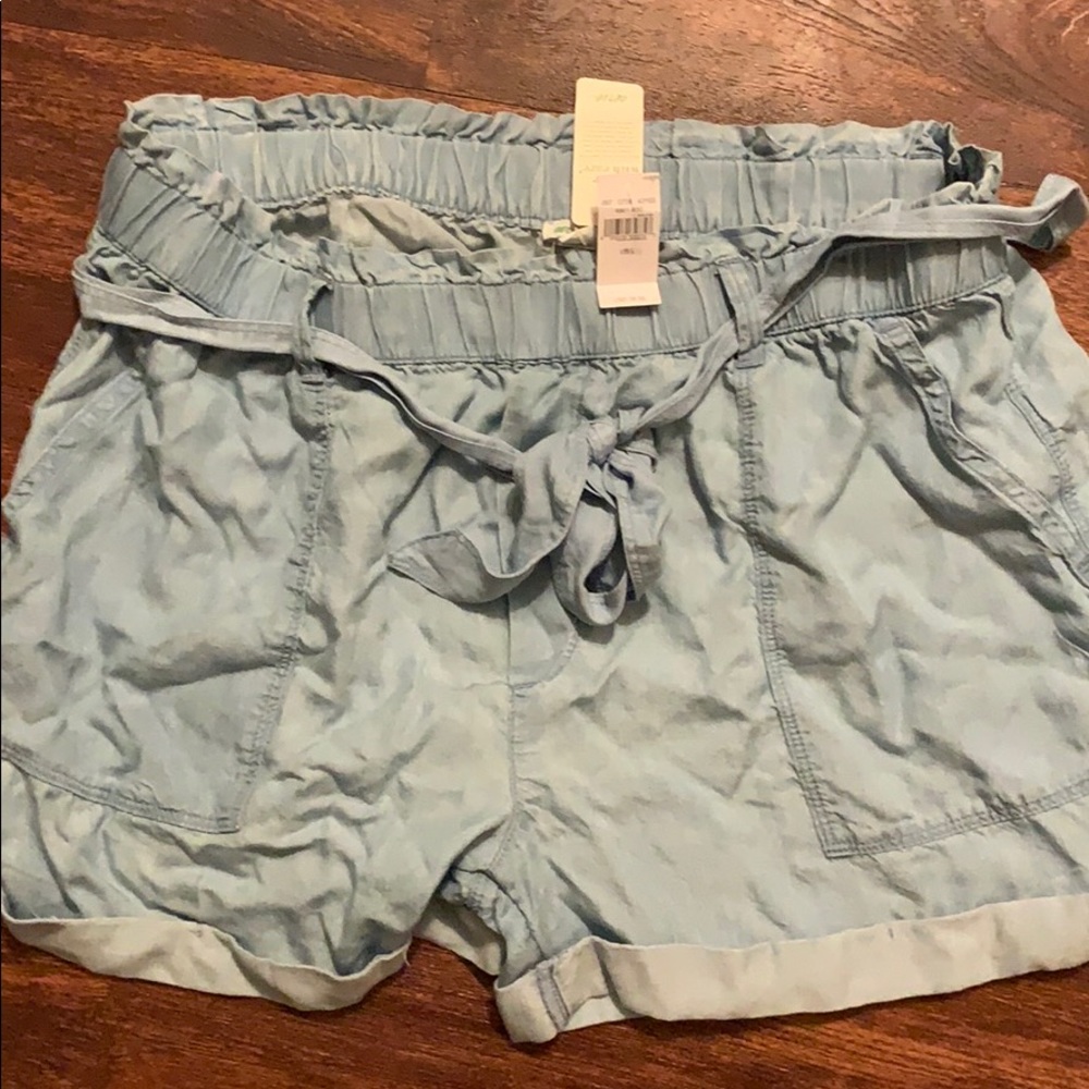 Aerie lightweight shorts brand new LARGE